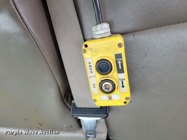 image for item DM8201 2008 Ford F450 Super Duty XL  dump truck