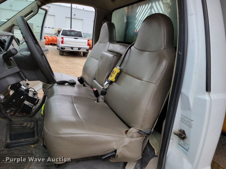 image for item DM8201 2008 Ford F450 Super Duty XL  dump truck