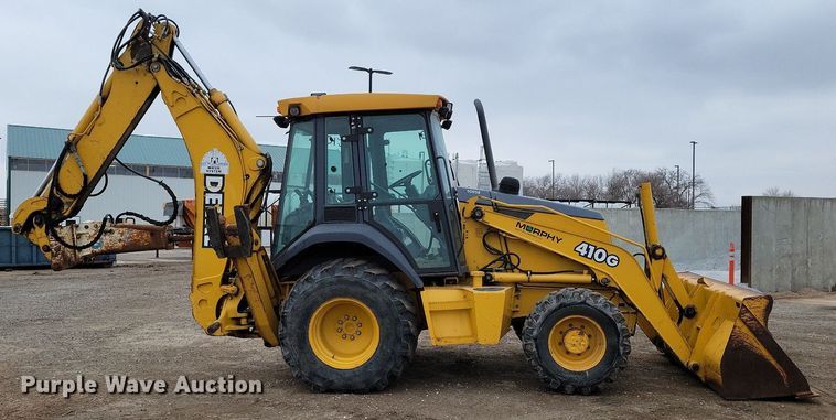 image for item DM8202 2004 John Deere 410G  backhoe