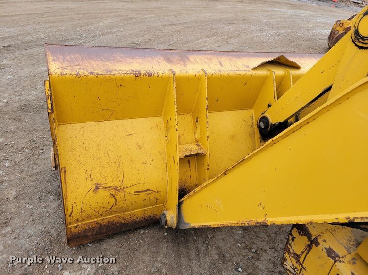 image for item DM8202 2004 John Deere 410G  backhoe