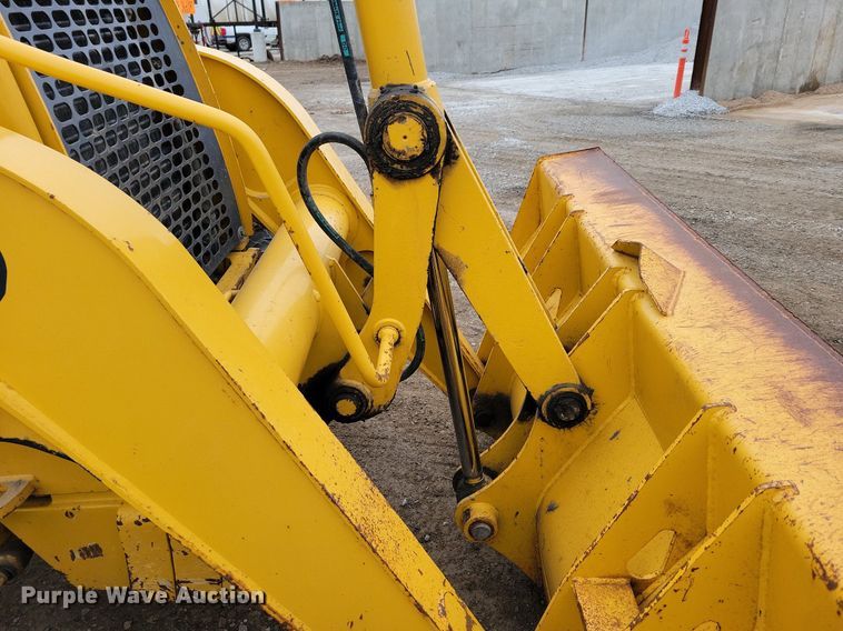 image for item DM8202 2004 John Deere 410G  backhoe