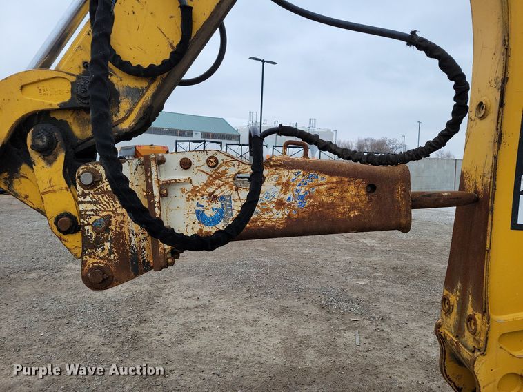 image for item DM8202 2004 John Deere 410G  backhoe