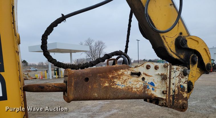 image for item DM8202 2004 John Deere 410G  backhoe