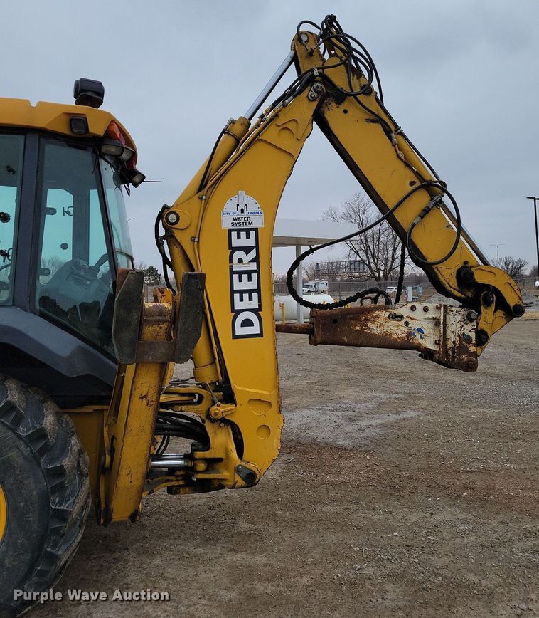 image for item DM8202 2004 John Deere 410G  backhoe