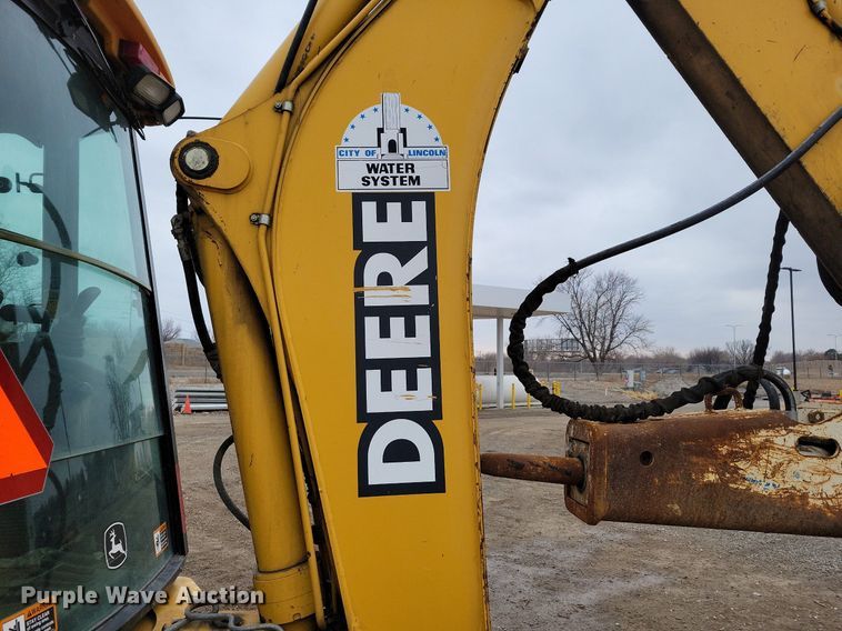 image for item DM8202 2004 John Deere 410G  backhoe