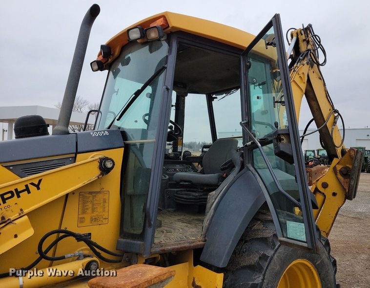 image for item DM8202 2004 John Deere 410G  backhoe