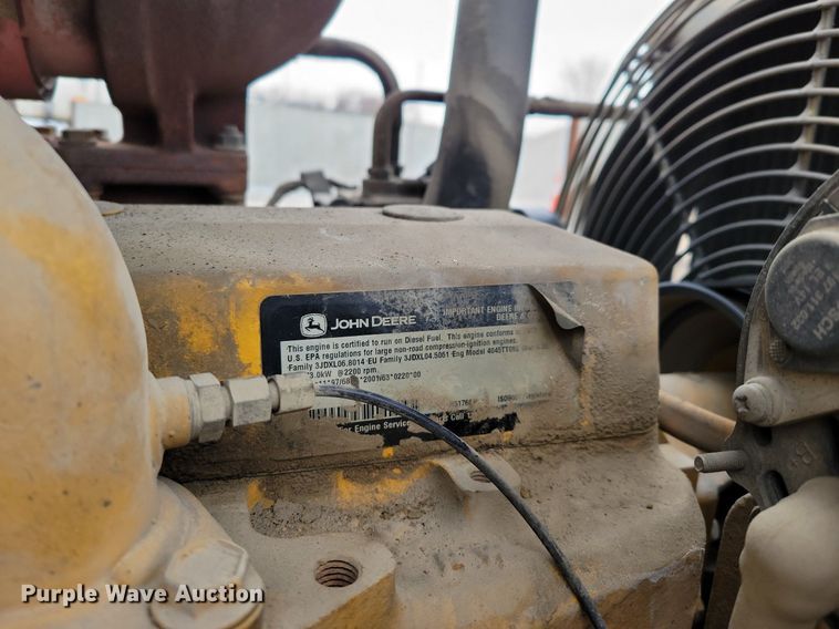 image for item DM8202 2004 John Deere 410G  backhoe