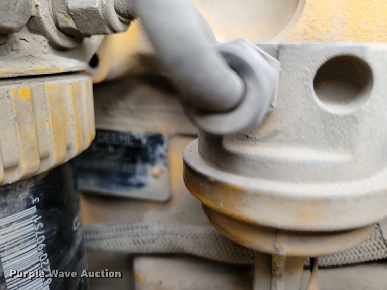 image for item DM8202 2004 John Deere 410G  backhoe