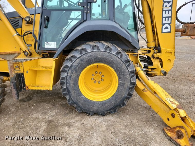 image for item DM8202 2004 John Deere 410G  backhoe