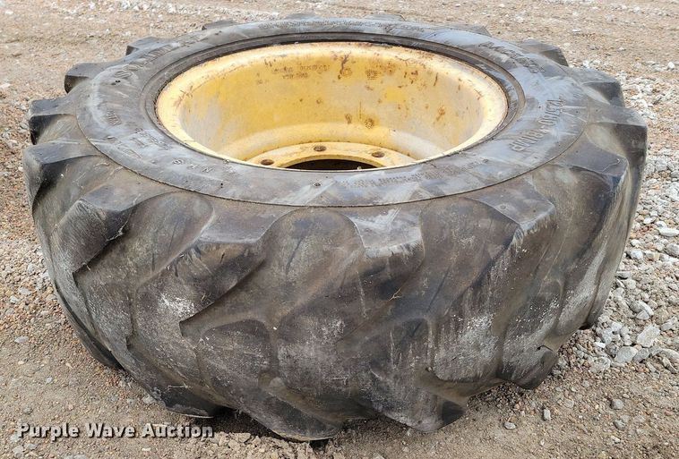 image for item DM8202 2004 John Deere 410G  backhoe