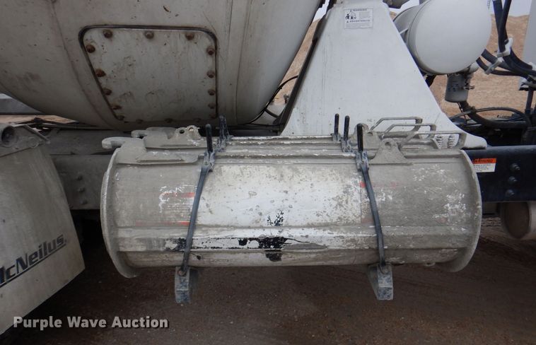 image for item DM8205 2003 Sterling LT8500  ready mix truck