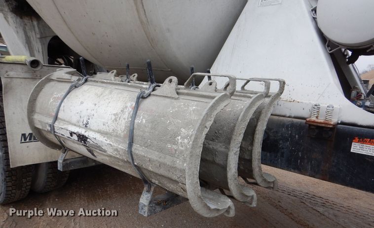 image for item DM8205 2003 Sterling LT8500  ready mix truck