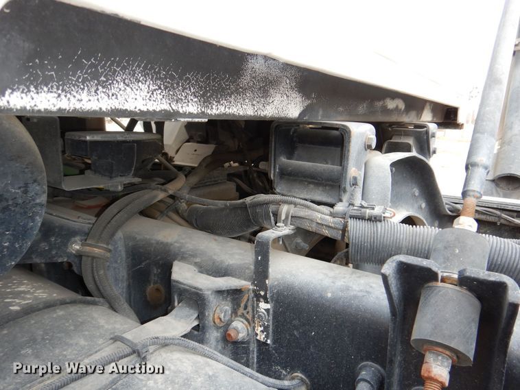 image for item DM8205 2003 Sterling LT8500  ready mix truck