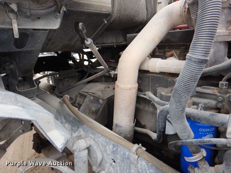 image for item DM8205 2003 Sterling LT8500  ready mix truck