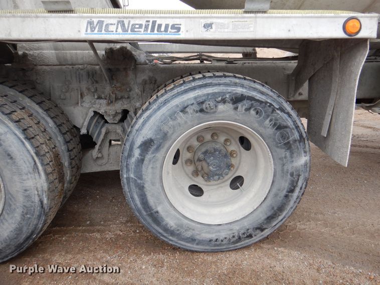 image for item DM8205 2003 Sterling LT8500  ready mix truck