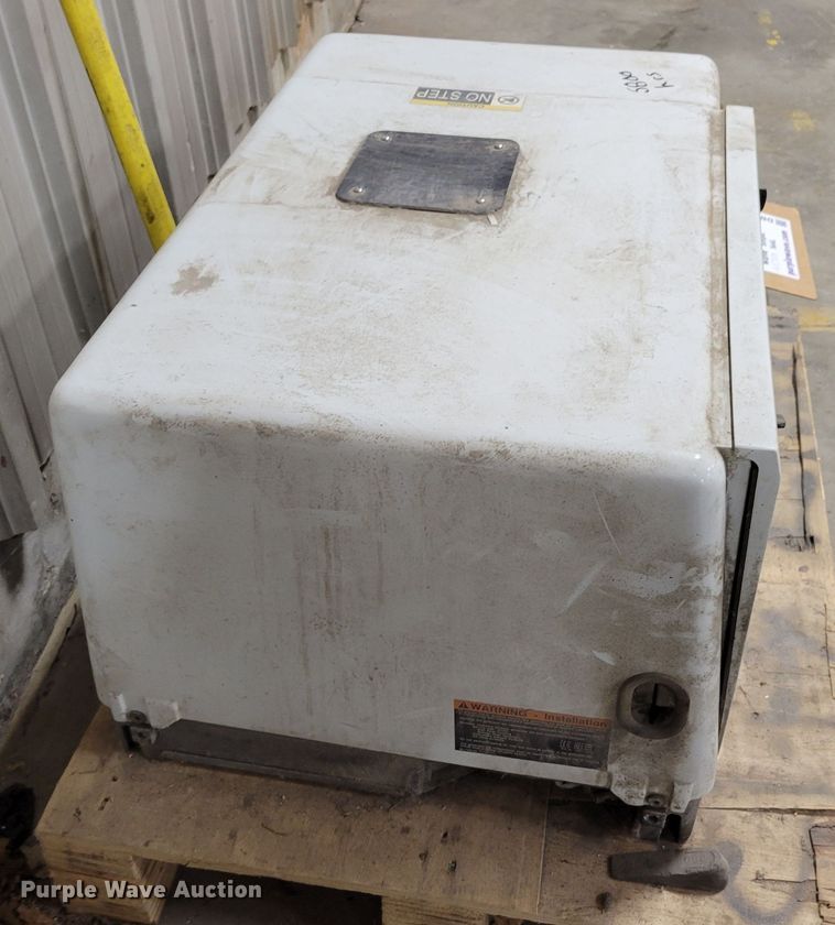 image for item DM8207 Cummins Onan Commercial QG EFI  generator