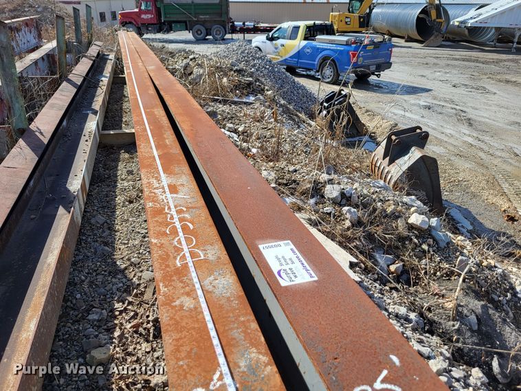 image for item DO3557 (2) I-beams