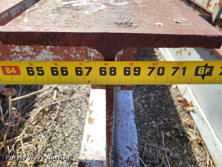 image for item DO3558 (4) I-beams