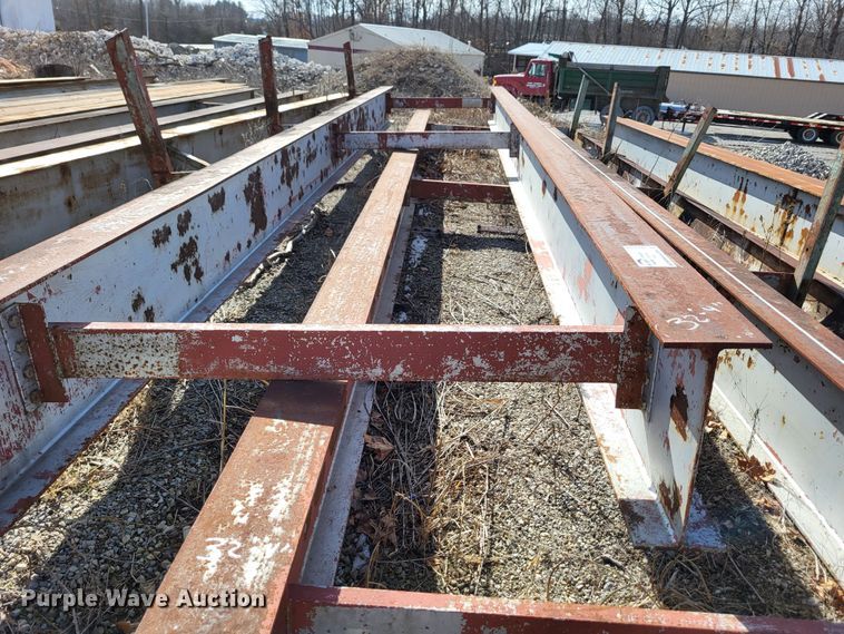 image for item DO3558 (4) I-beams