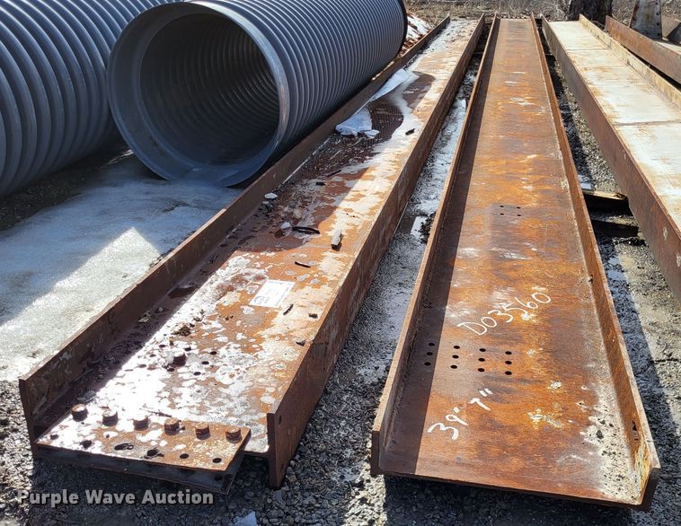 image for item DO3560 (3) I-beams