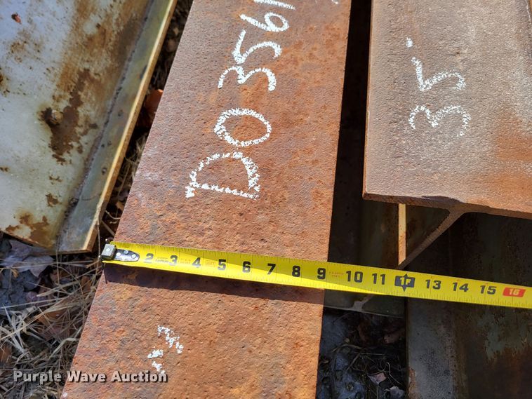 image for item DO3561 (4) I-beams