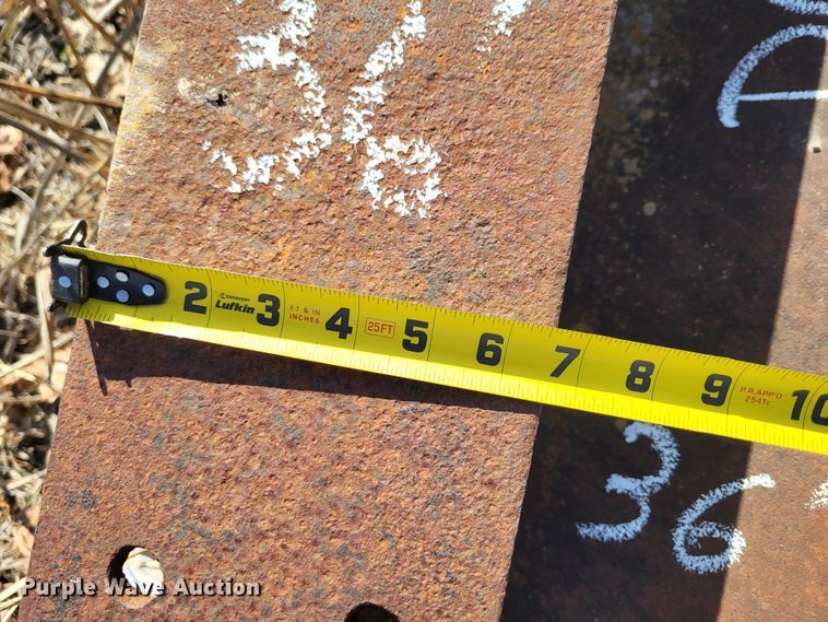 image for item DO3562 (2) I-beams