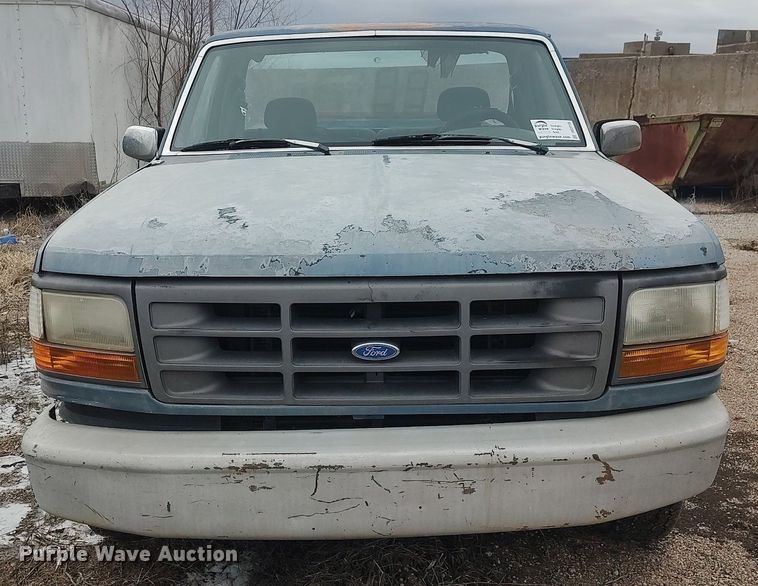 image for item DO3735 1993 Ford F150  pickup truck