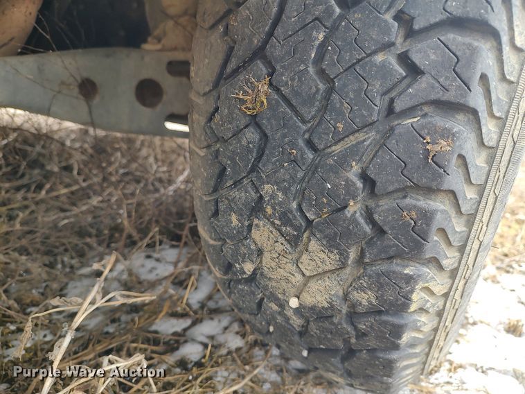 image for item DO3735 1993 Ford F150  pickup truck