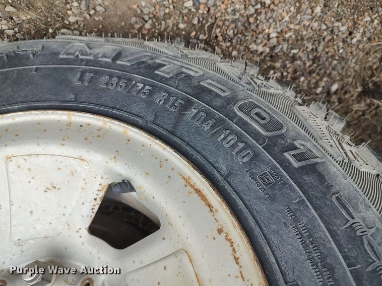 image for item DO3735 1993 Ford F150  pickup truck