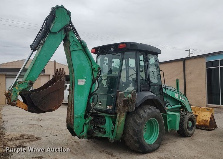 image for item DO3736 2006 John Deere 310G  backhoe