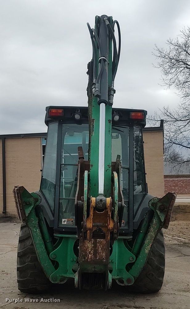 image for item DO3736 2006 John Deere 310G  backhoe