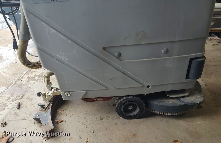 image for item DO3737 (2) Advance BA/5231D floor scrubbers