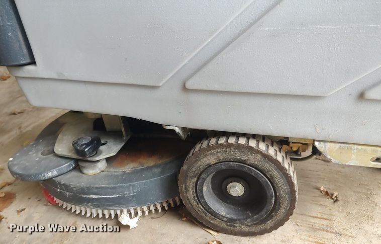 image for item DO3737 (2) Advance BA/5231D floor scrubbers