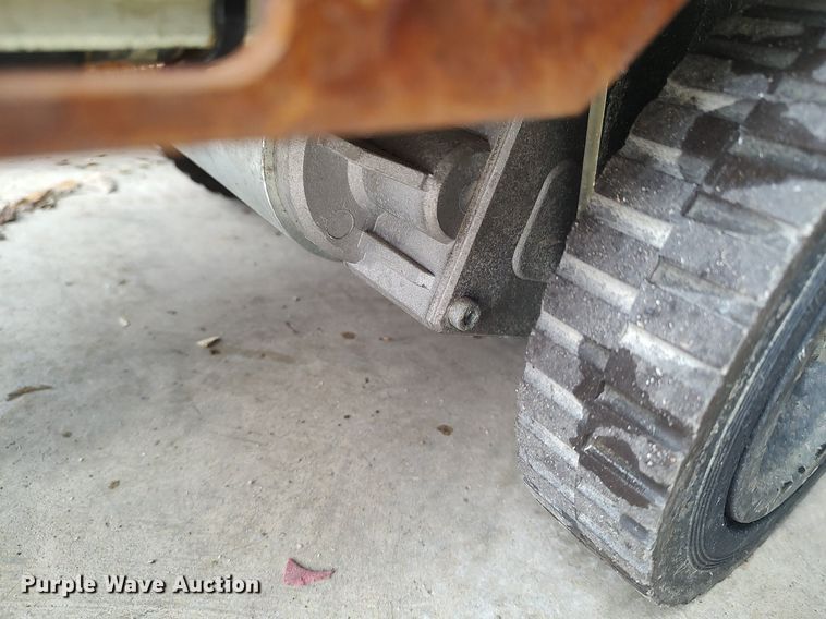 image for item DO3737 (2) Advance BA/5231D floor scrubbers