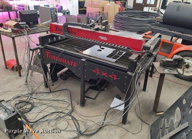 image for item DO3739 Lincoln Torchmate 4x4  plasma cutting table
