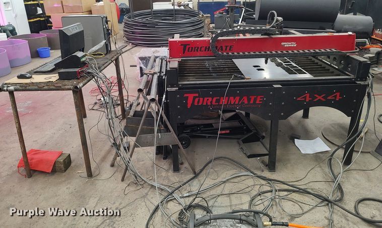 image for item DO3739 Lincoln Torchmate 4x4  plasma cutting table