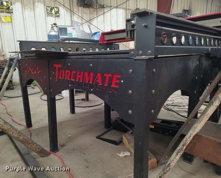 image for item DO3739 Lincoln Torchmate 4x4  plasma cutting table