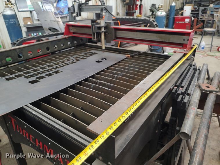 image for item DO3739 Lincoln Torchmate 4x4  plasma cutting table