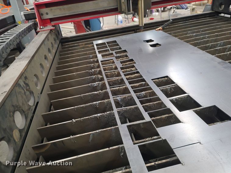 image for item DO3739 Lincoln Torchmate 4x4  plasma cutting table