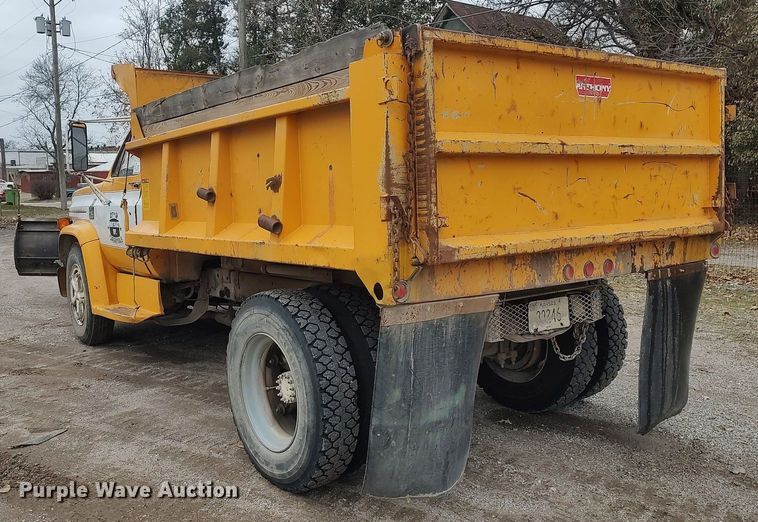 image for item DO3781 1978 Chevrolet C65  dump truck