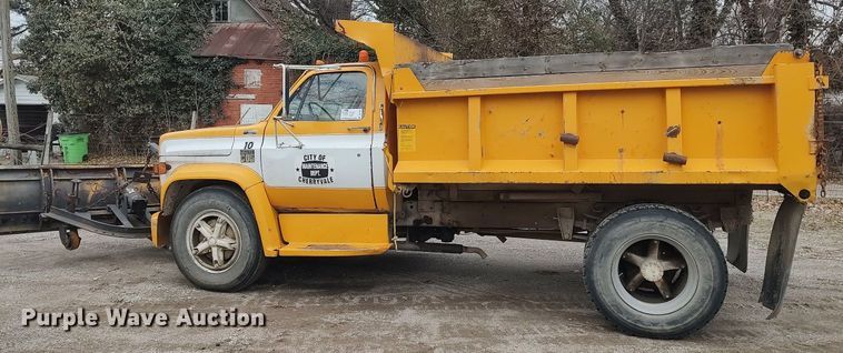 image for item DO3781 1978 Chevrolet C65  dump truck