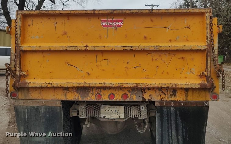 image for item DO3781 1978 Chevrolet C65  dump truck