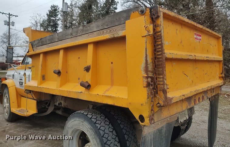 image for item DO3781 1978 Chevrolet C65  dump truck
