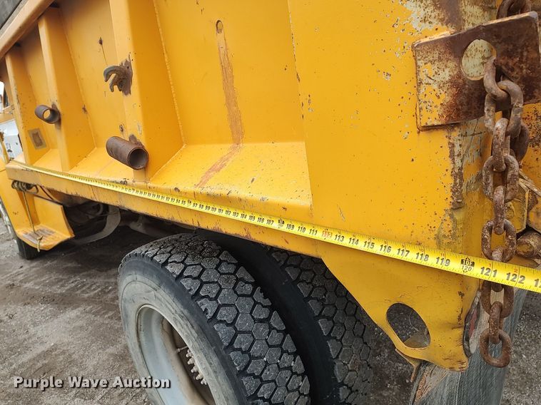 image for item DO3781 1978 Chevrolet C65  dump truck