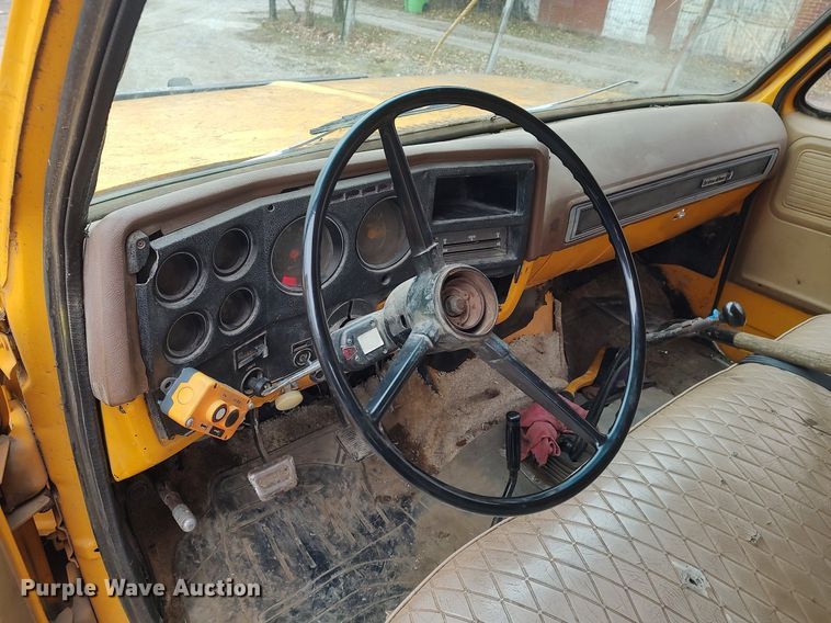 image for item DO3781 1978 Chevrolet C65  dump truck