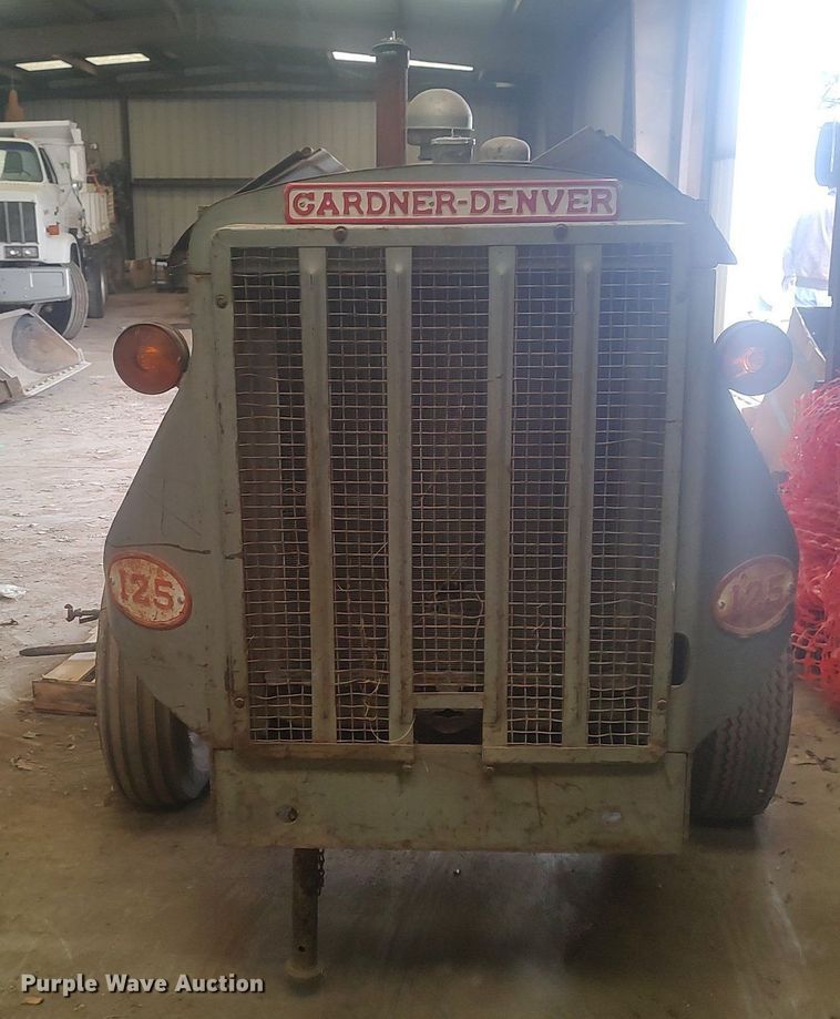 image for item DO3782 Gardner Denver WH-125-GB  air compressor