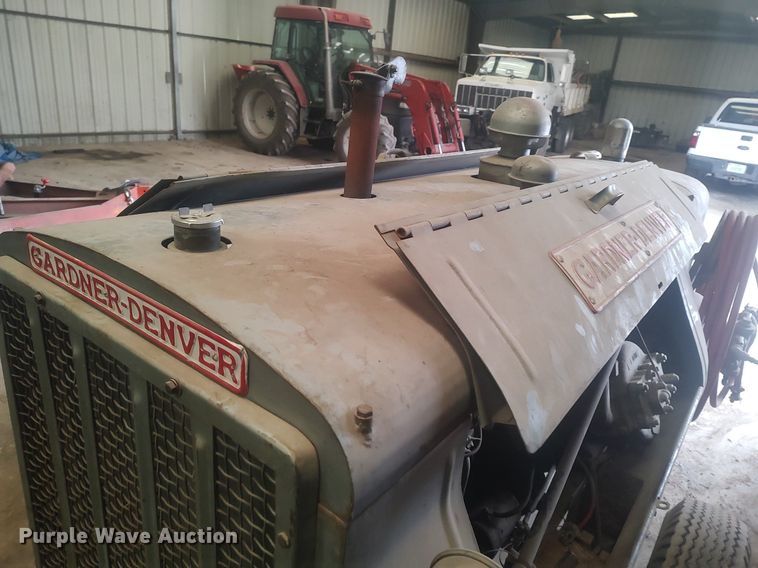 image for item DO3782 Gardner Denver WH-125-GB  air compressor