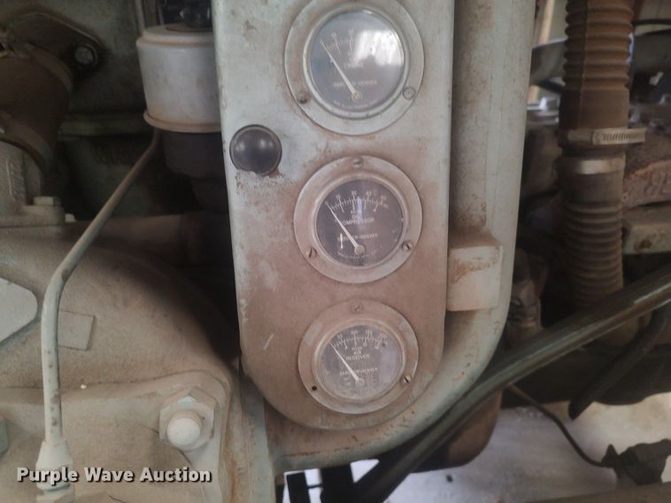 image for item DO3782 Gardner Denver WH-125-GB  air compressor