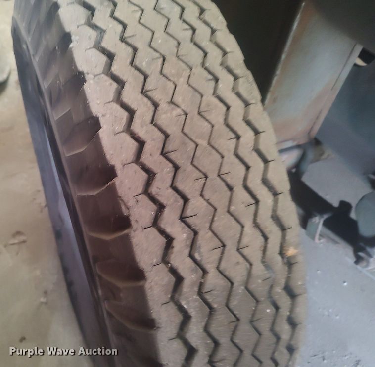 image for item DO3782 Gardner Denver WH-125-GB  air compressor