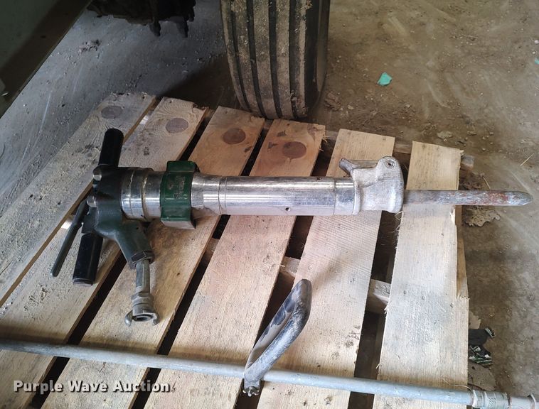 image for item DO3782 Gardner Denver WH-125-GB  air compressor